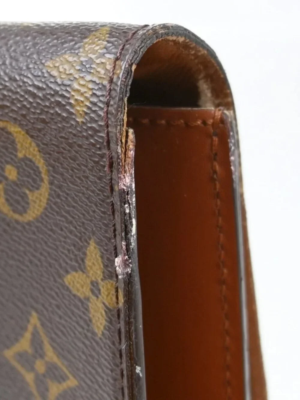OUIS VUITTON MONOGRAM PORTE DOCUMENTS BANDOULIERE